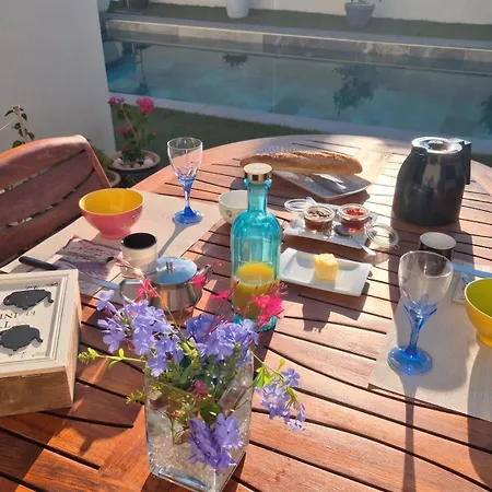 D'hotes Dans Avec Piscine Et Terrasse A 15min De Narbonne *