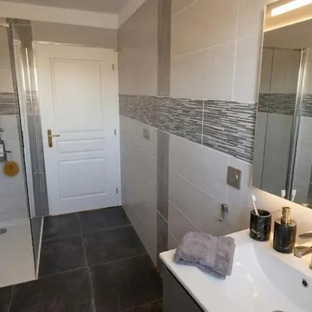D'hotes Dans Avec Piscine Et Terrasse A 15min De Narbonne * Canet (Aude)